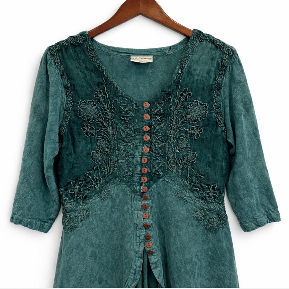 Holy Clothing Renaissance Fairy Velour Top/Blouse Green Embroidery Floral Sz M - Picture 3 of 6